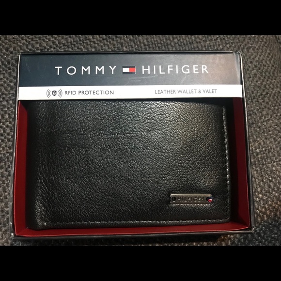 Tommy Hilfiger Other - Tommy Hilfiger Men’s Wallet